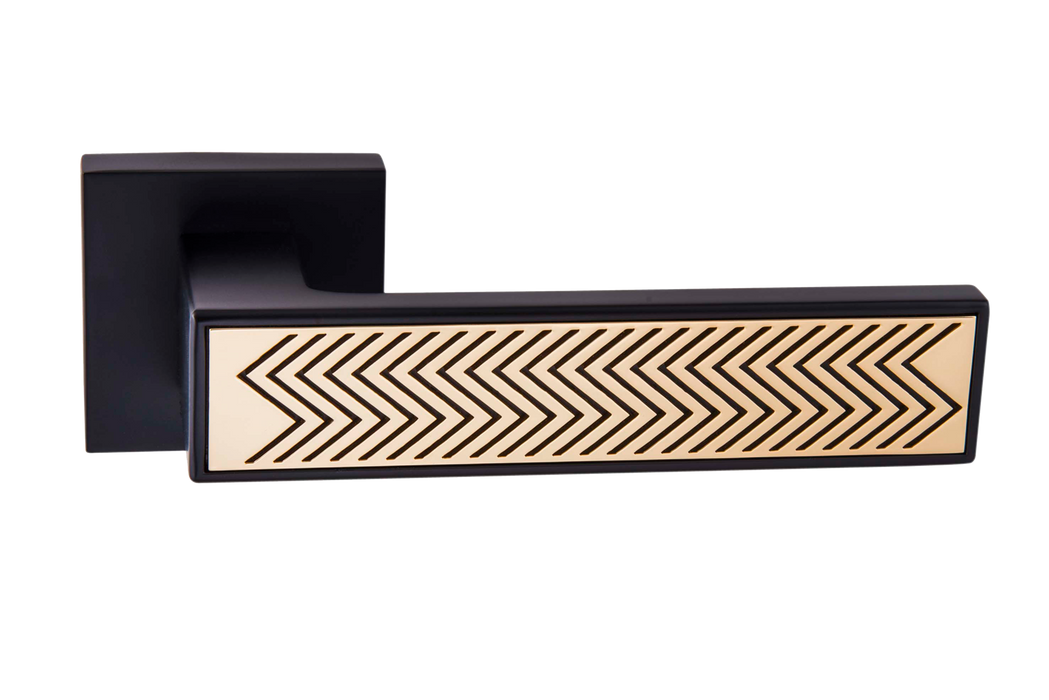 Door Handles 082-15E-Black/GP